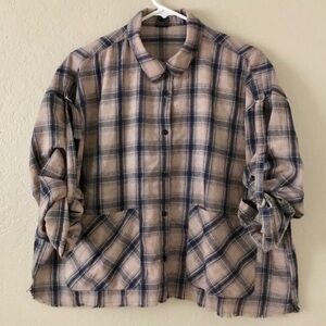 Button Down Shirt Women size Medium Tan Blue Plaid Cropped  Rolled Sleeve Top